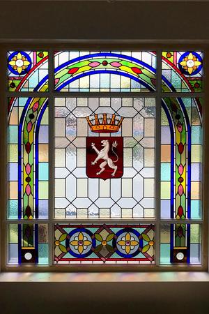 Pastro, Maarrickville, family crest in situ